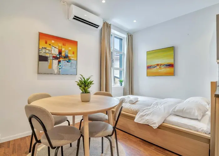 Heimby - W Free Parking Apartment *